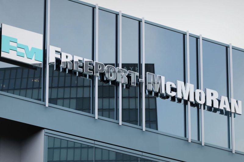 <strong>Copper prices rose on Wednesday (September 24) after </strong><strong>Freeport-McMoRan (NYSE:FCX)</strong><strong> announced that operations will </strong><strong>remain halted</strong><strong> at its Grasberg copper-gold mine in Indonesia.</strong>
The mine was shut down on September 8 following the ingress of 800,000 metric tons of wet material, which trapped seven workers. The bodies of two workers have since been recovered, and the search for the remaining five is ongoing.
In Wednesday’s release, Freeport-McMoRan stated that it is investigating the cause of the incident, noting that it is unprecedented in the history of operations at the Grasberg block-cave site. 
 It is expected that the investigation will be completed by the end of 2025.
Due to the mine’s closure, Freeport has adjusted its guidance, reporting that third quarter consolidated sales will be 4 percent lower for copper and 6 percent lower for gold compared to its July estimates.
Furthermore, Grasberg’s closure means sales from the mine during the fourth quarter will be insignificant; the company previously forecast the sale of 445 million pounds of copper and 345,000 ounces of gold.
The Grasberg site encompasses several underground mines: the Grasberg block cave, the Deep Mill Level Zone (DMLZ) and Big Gossan. DMLZ and Big Gossan were not affected, and could restart production in the fourth quarter.  
However, according to Freeport-McMoRan, a preliminary assessment indicates a delayed restart of operations at the Grasberg block cave, resulting in the deferral of significant production in the near term. A ramp up in this area is not anticipated to begin until the first half of 2026, with the mine potentially returning to full production in 2027.
Grasberg is one of the world’s largest copper and gold mines, producing 1.7 billion pounds of copper and 1.4 million ounces of gold annually. Freeport holds a 49 percent interest, with the Indonesian government owning the rest.
The announcement caused copper prices to spike nearly 5 percent in trading on Wednesday, climbing to US$4.84 per pound on the COMEX and US$9,900 per metric ton on the London Metal Exchange.
Freeport’s share price tumbled 16.95 percent in trading, closing the session at US$37.67 after opening at US$41.66.
<em>Freeport-McMoRan performance, September 19 to 24, 2025. </em>
<em>Chart via Google Finance. </em>
<strong>Securities Disclosure: I, Dean Belder, hold no direct investment interest in any company mentioned in this article.</strong>
This post appeared first on investingnews.com Copper Prices Up as Freeport-McMoRan Announces Force Majeure at Grasberg